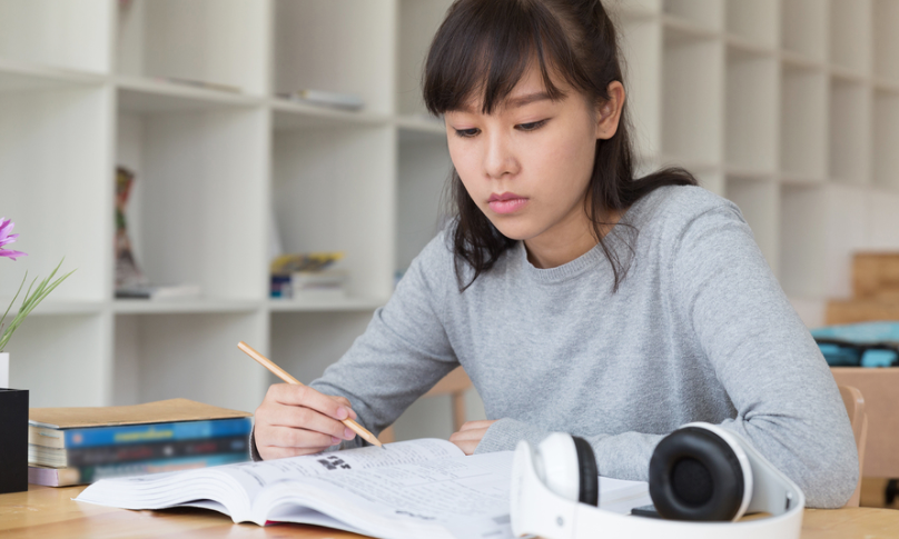 Girl Having GP Tuition