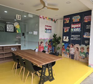 Bricks 4 Kidz - Upper Thomson place picture