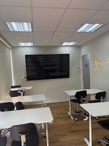 METRIS - Singapore Pre-U Learning Academy place picture