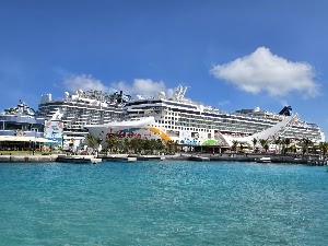 Norwegian Cruise Line place picture