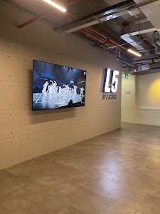 L5 by O School place picture