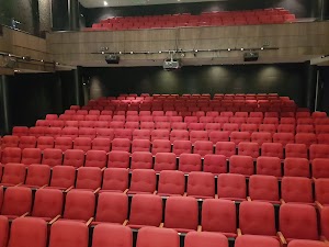 Singapore Repertory Theatre (SG Clean) place picture