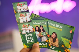 Best Photo Booth for Corporate Events & Weddings Singapore - Makors Events place picture