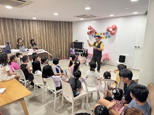 Mr Egg Magic place picture